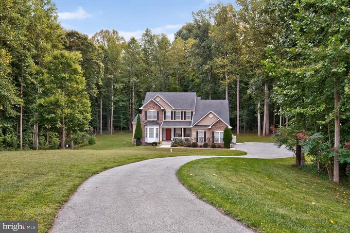 Property Photo:  8100 Hollow Tree Lane  MD 20772 