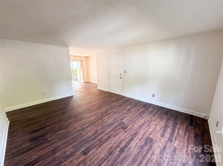 Property Photo:  2020 Stoney Point Lane  NC 28210 