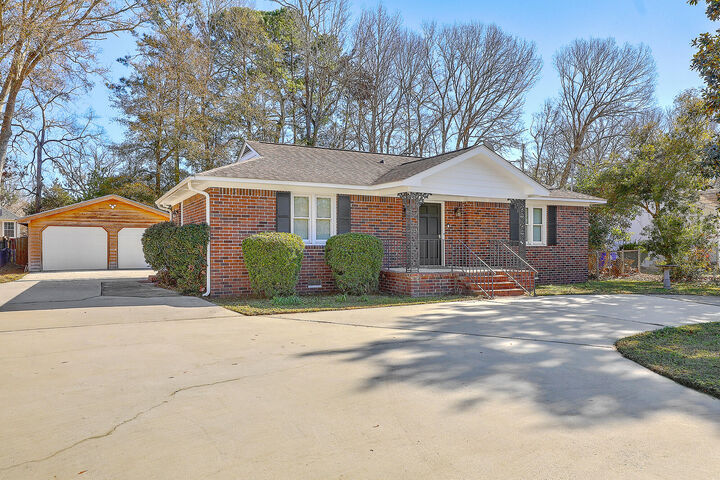 Property Photo:  616 Semaht Street  SC 29412 