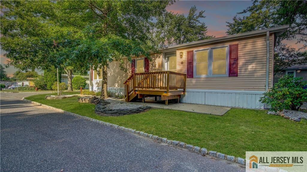 Property Photo:  303 Woods End Court  NJ 08884 