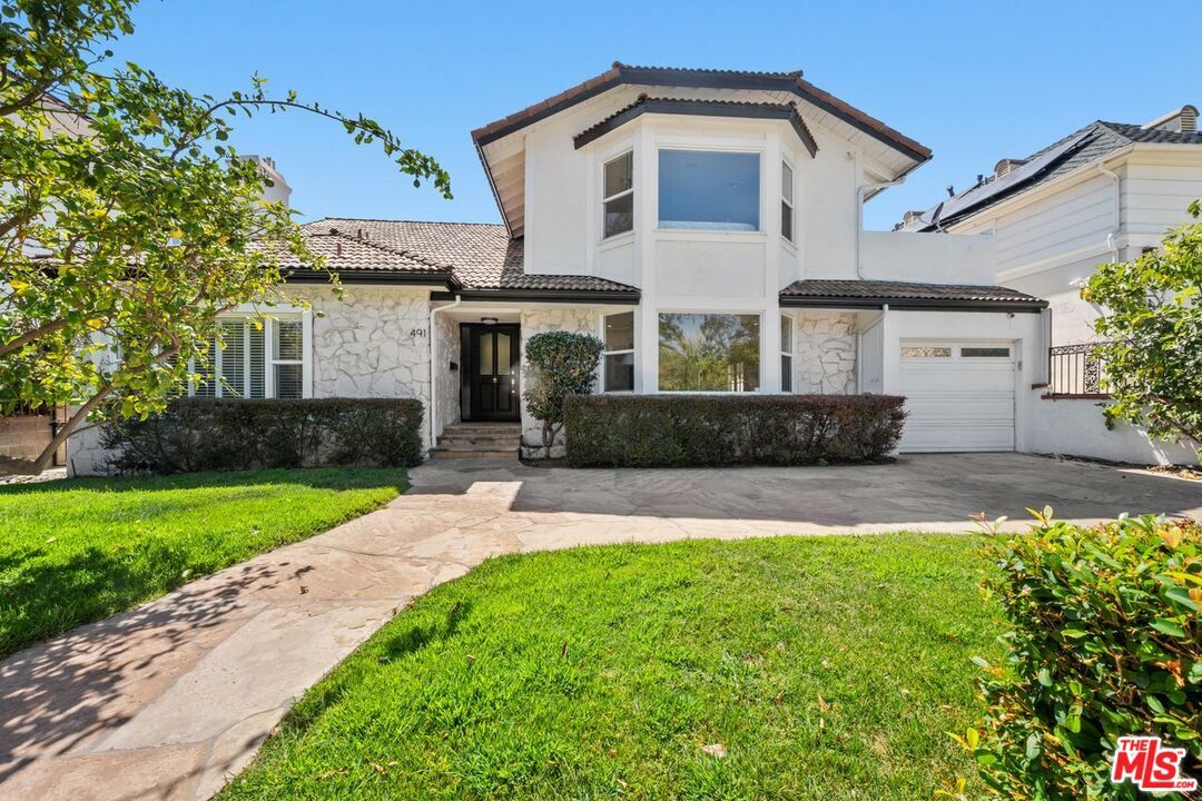 Property Photo:  491 S Spalding Dr  CA 90212 