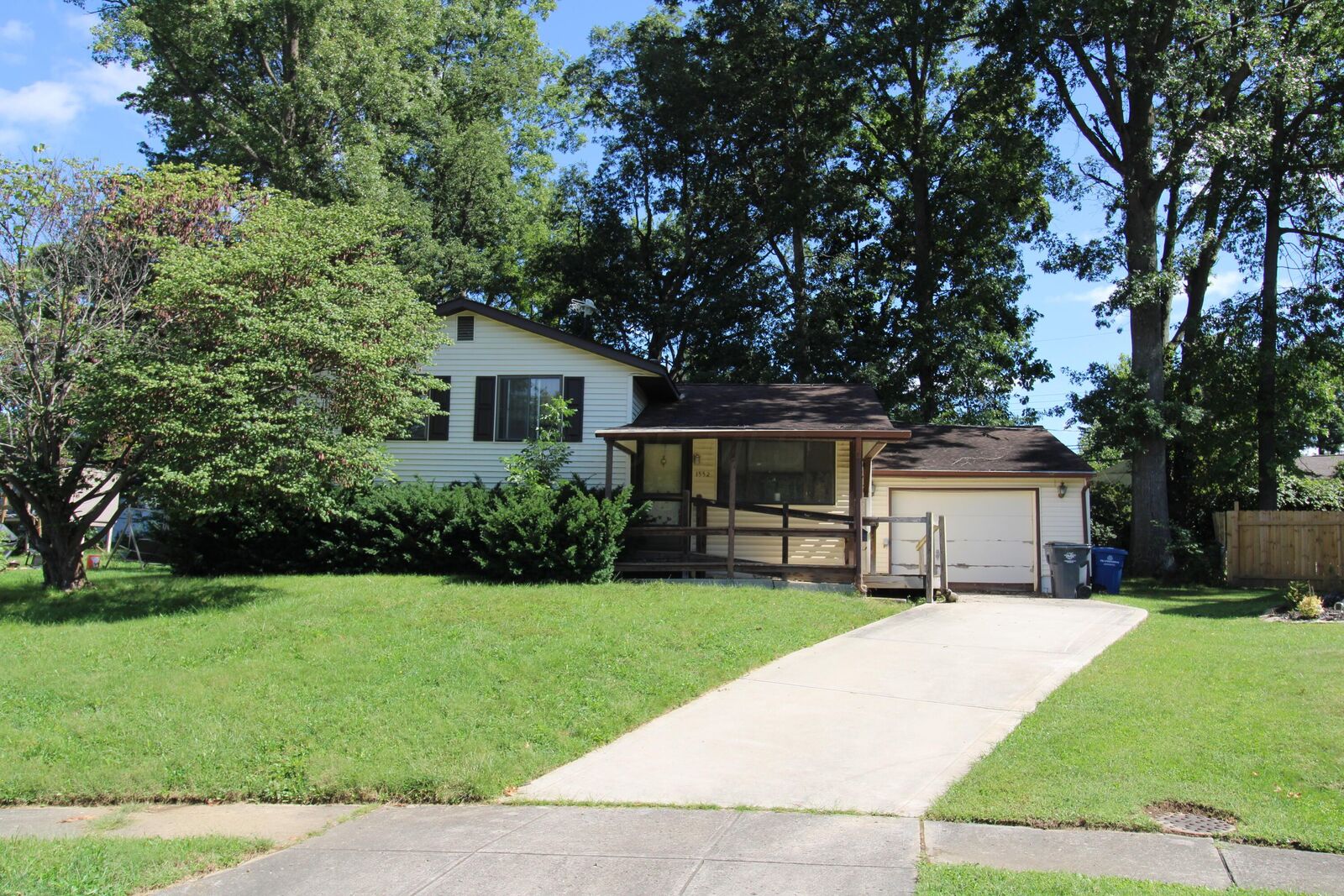 Property Photo:  1552 Lexdale Court  OH 43068 