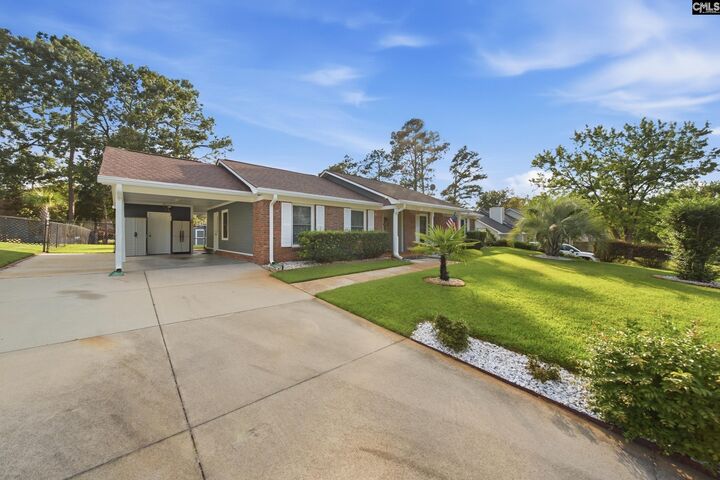 Property Photo: 212 N. Chateau SC 29223