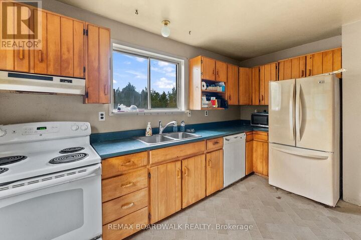 Property Photo:  365 Scotch Line Road West  ON K0G 1N0 