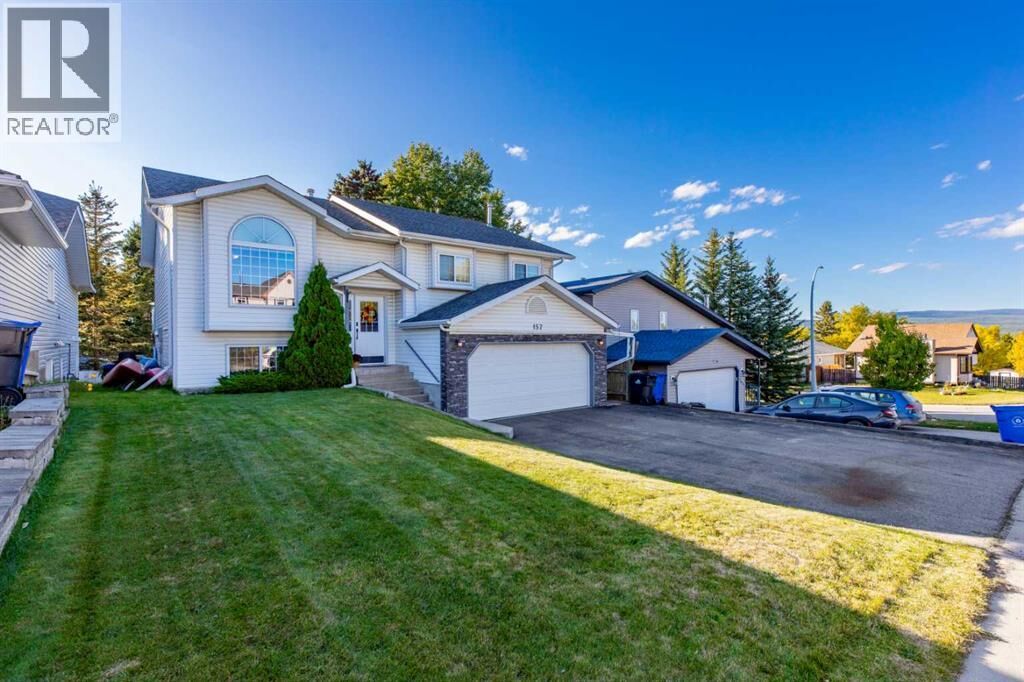 Property Photo:  157 Rispler Way  AB T7V 1L7 
