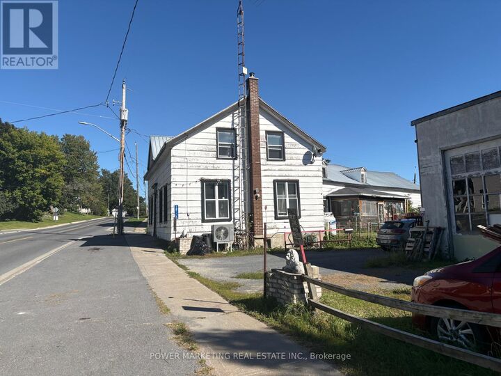 Property Photo: 18556 Dundas Street ON K0C 1S0