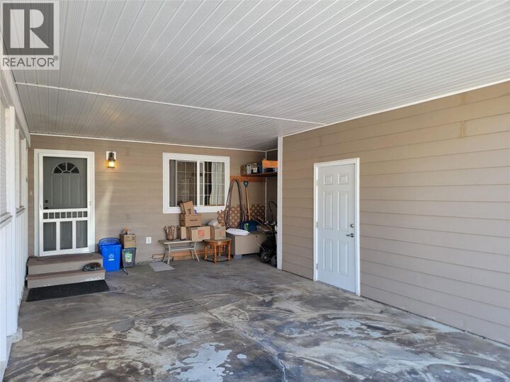 Property Photo:  522 Vansanten Road 5  BC V0X 1N5 
