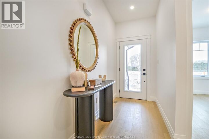 Property Photo:  27 Mulberry Court  ON N9V 1N3 