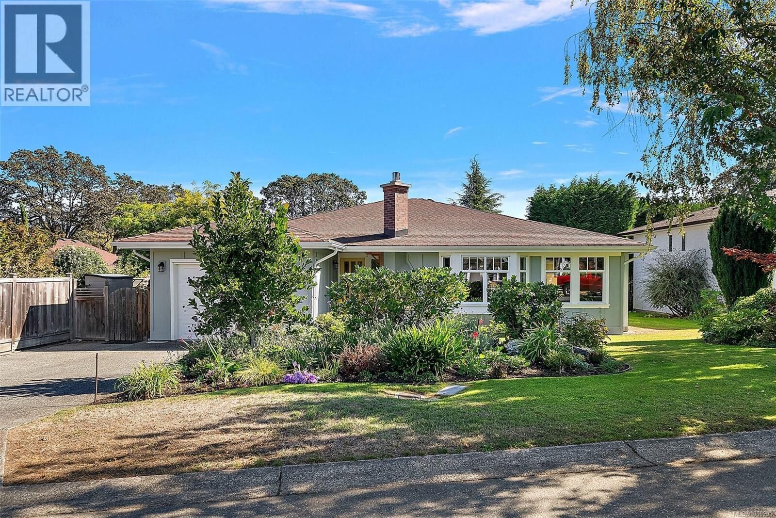 Property Photo: 3995 Bel Nor Place BC V8N 6B6