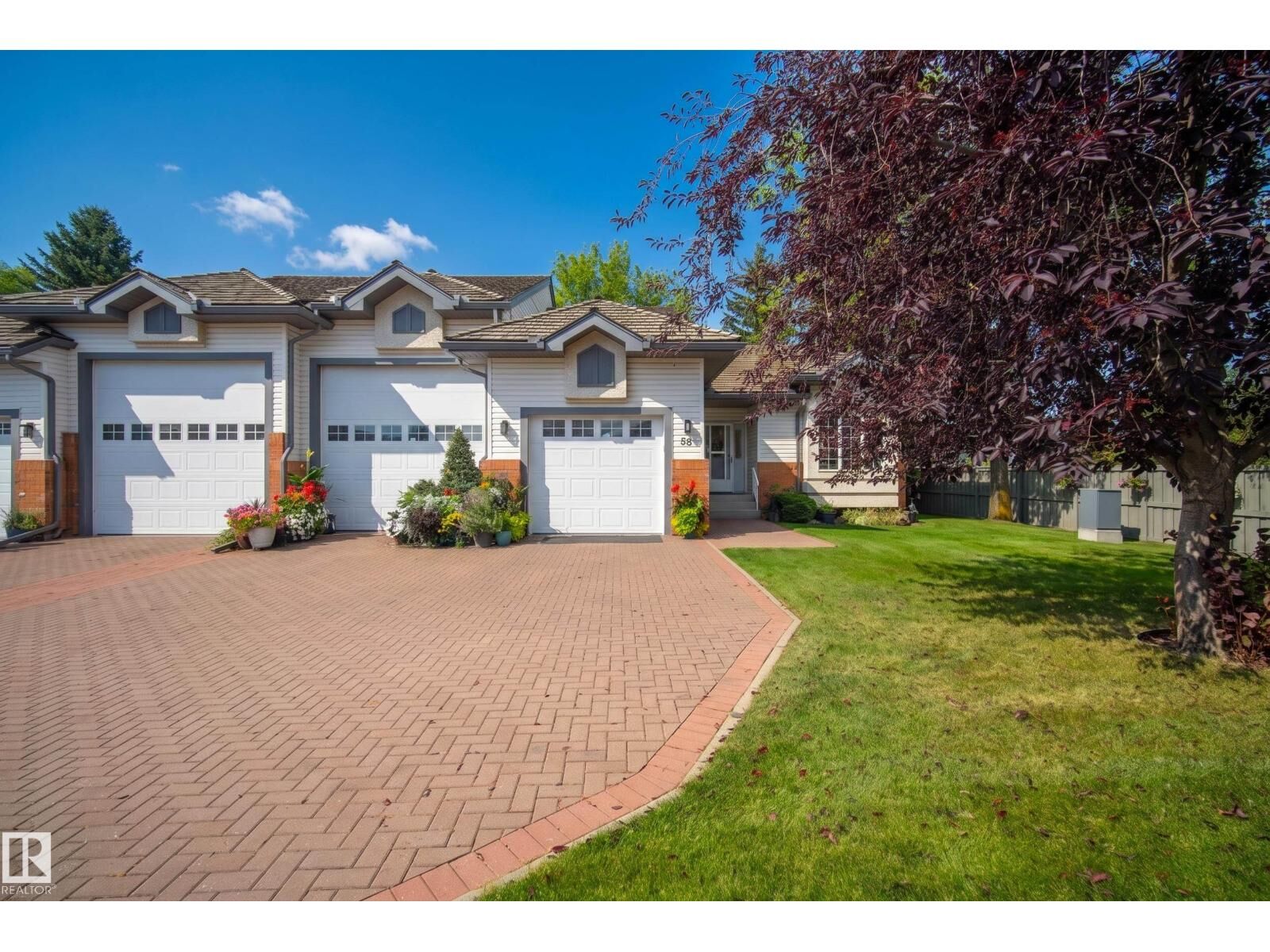 Property Photo: #58 10 Blackburn Dr W SW AB T6W 1C2