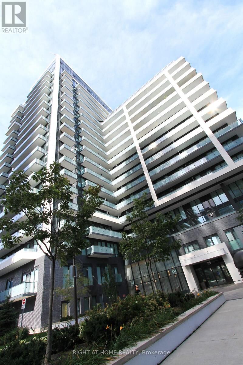 Property Photo:  85 Oneida Crescent 907  ON L4B 0H4 