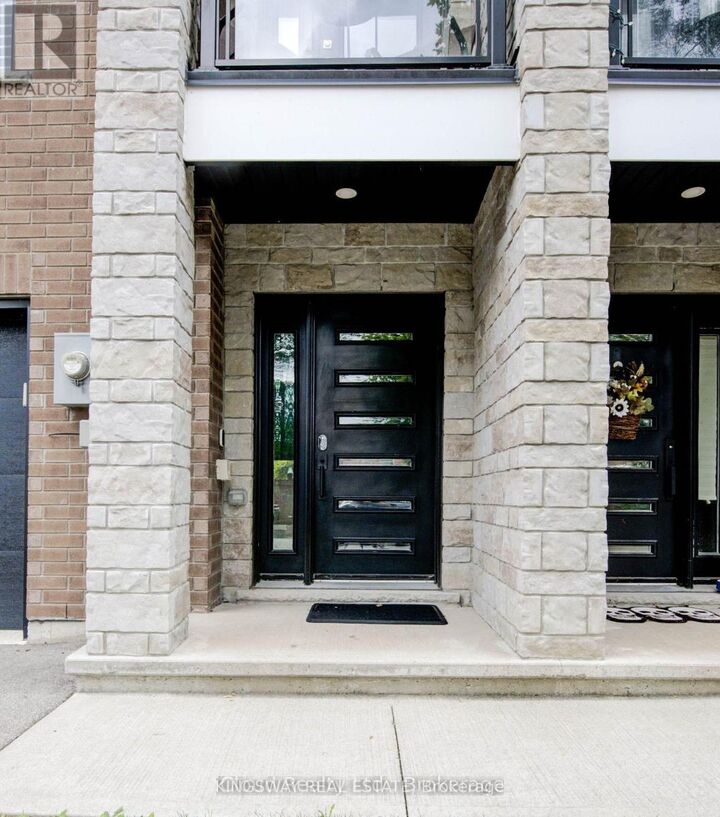 Property Photo:  33 Jarvis Street  ON N3T 4A7 