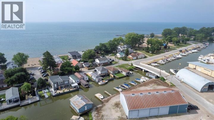 Property Photo: 848 Cedar Island Drive ON N9Y 3W1