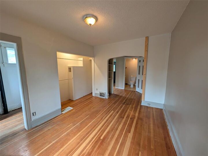 Property Photo: 56 6th Street North MB R7A 2P1