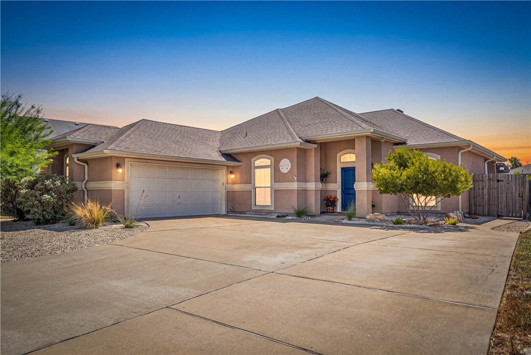 Property Photo:  15669 Three Fathoms Bank  TX 78418 