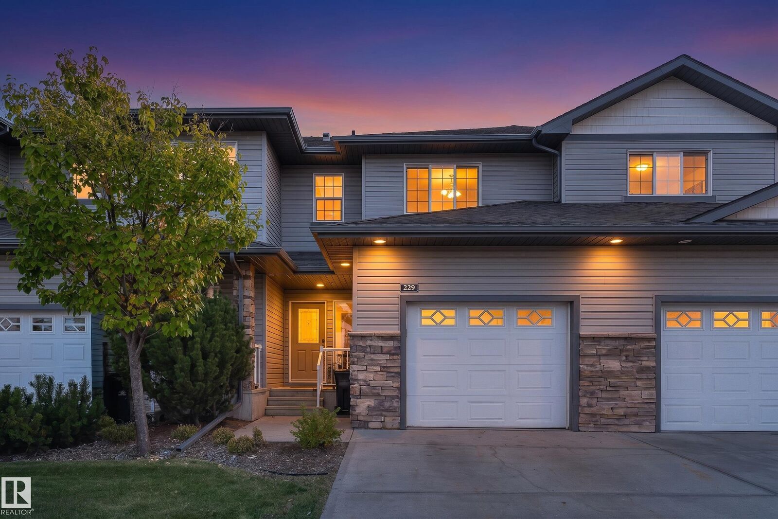 Property Photo:  41 Summerwood Boulevard 229  AB T8H 0C8 