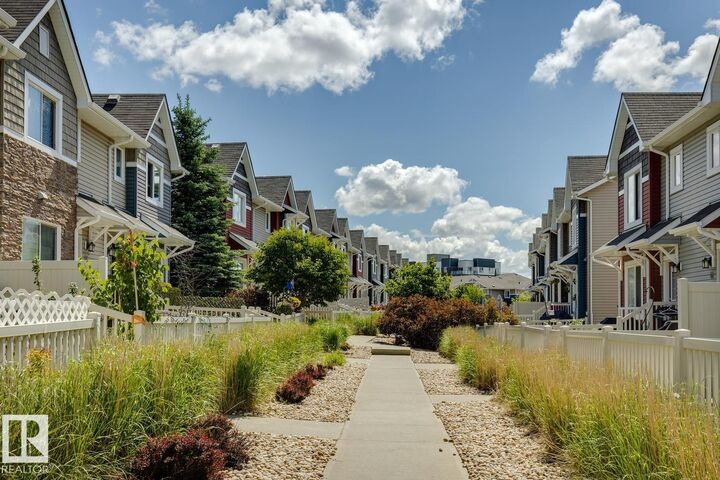 Property Photo:  5317 3 Avenue SW 46  AB T6X 0W7 