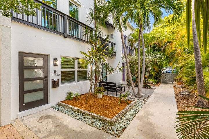Property Photo:  626 Fleming Street A  FL 33040 