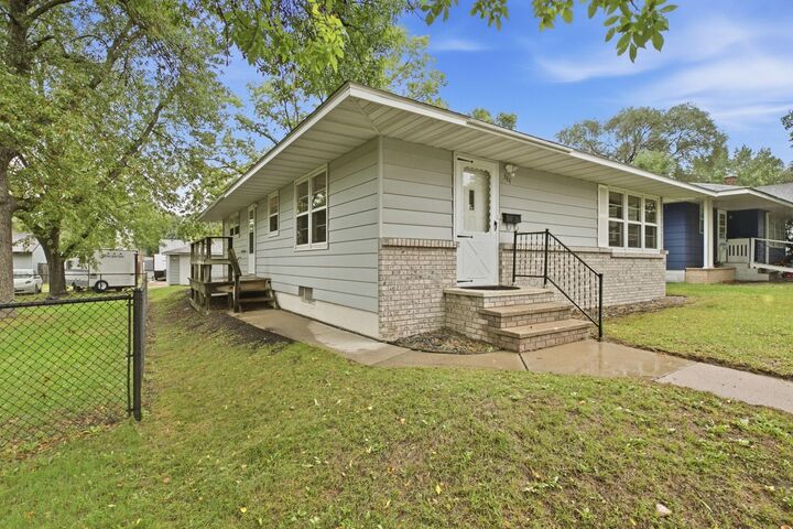 Property Photo:  344 25th Avenue N  MN 56303 