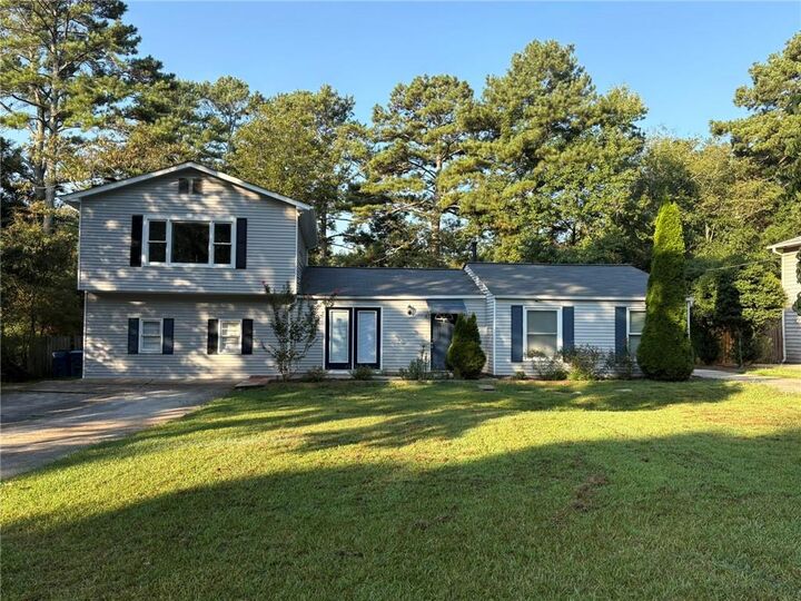 Property Photo:  3082 Bromley Row  GA 30096 