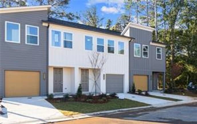 Property Photo:  1507 Albert Lane NW  GA 30318 