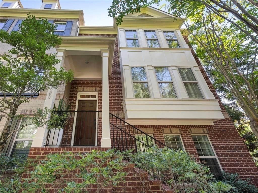 Property Photo: 3260 Ferncliff Lane GA 30324