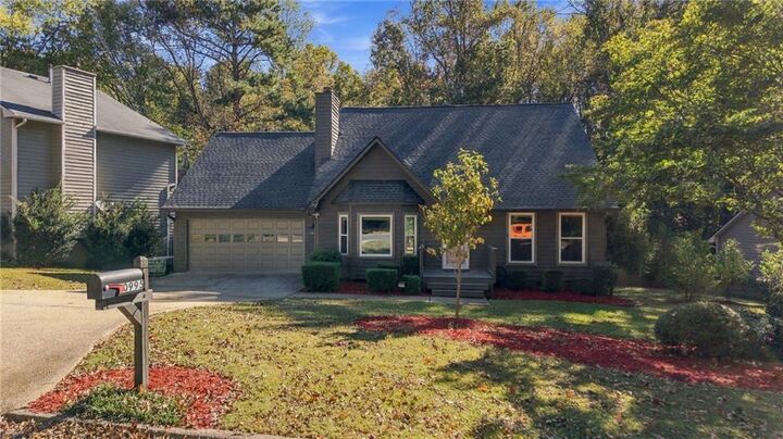 Property Photo: 10995 Indian Village Drive GA 30022