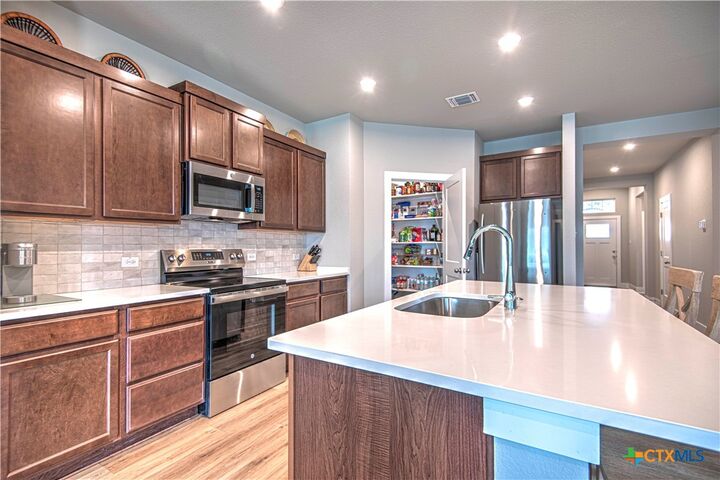 Property Photo: 7221 Caladium Drive TX 76502