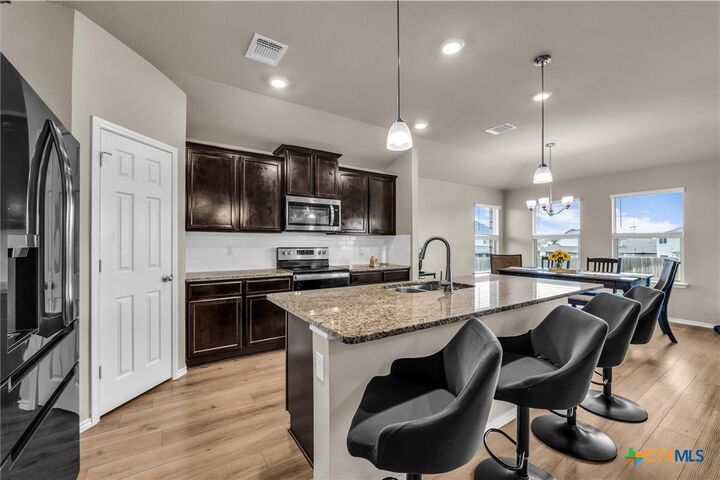 Property Photo:  1207 Prospector Trail  TX 76548 