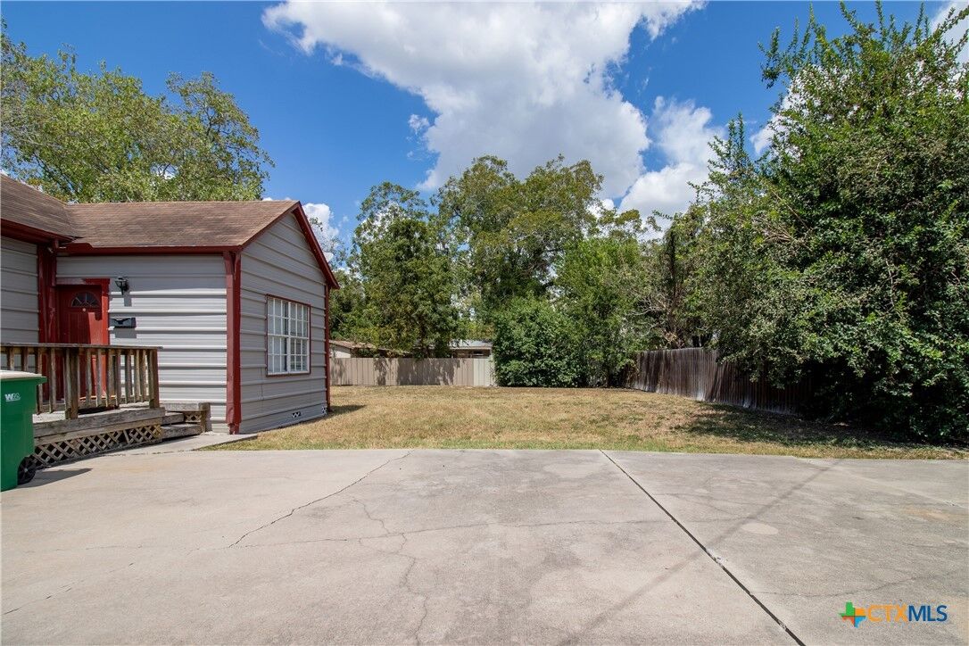 Property Photo:  306 E. Brazos  TX 77901 