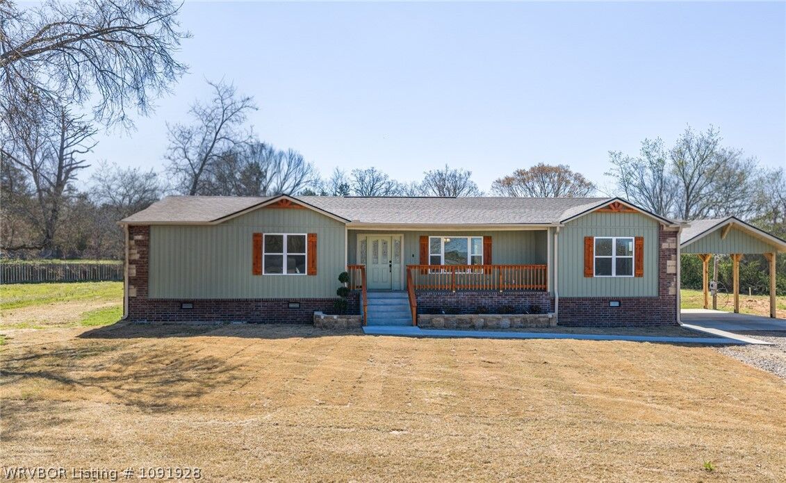 Property Photo:  419 Rhynes Way  AR 72956 