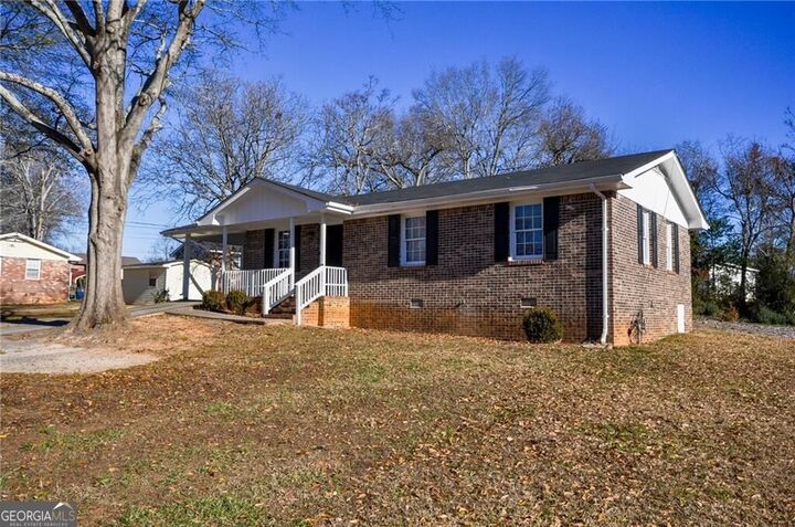 Property Photo: 200 Capitol Avenue GA 30680