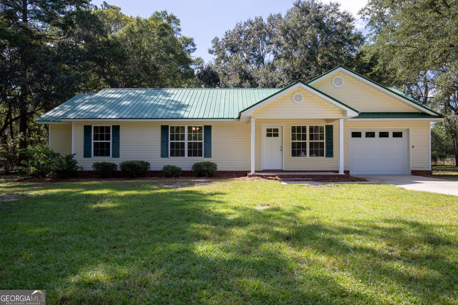 Property Photo: 2121 Darwel Long Road NE GA 31316