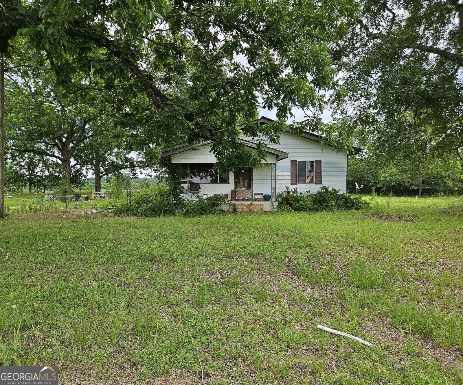 Property Photo: 496 R L Sears Road GA 31771