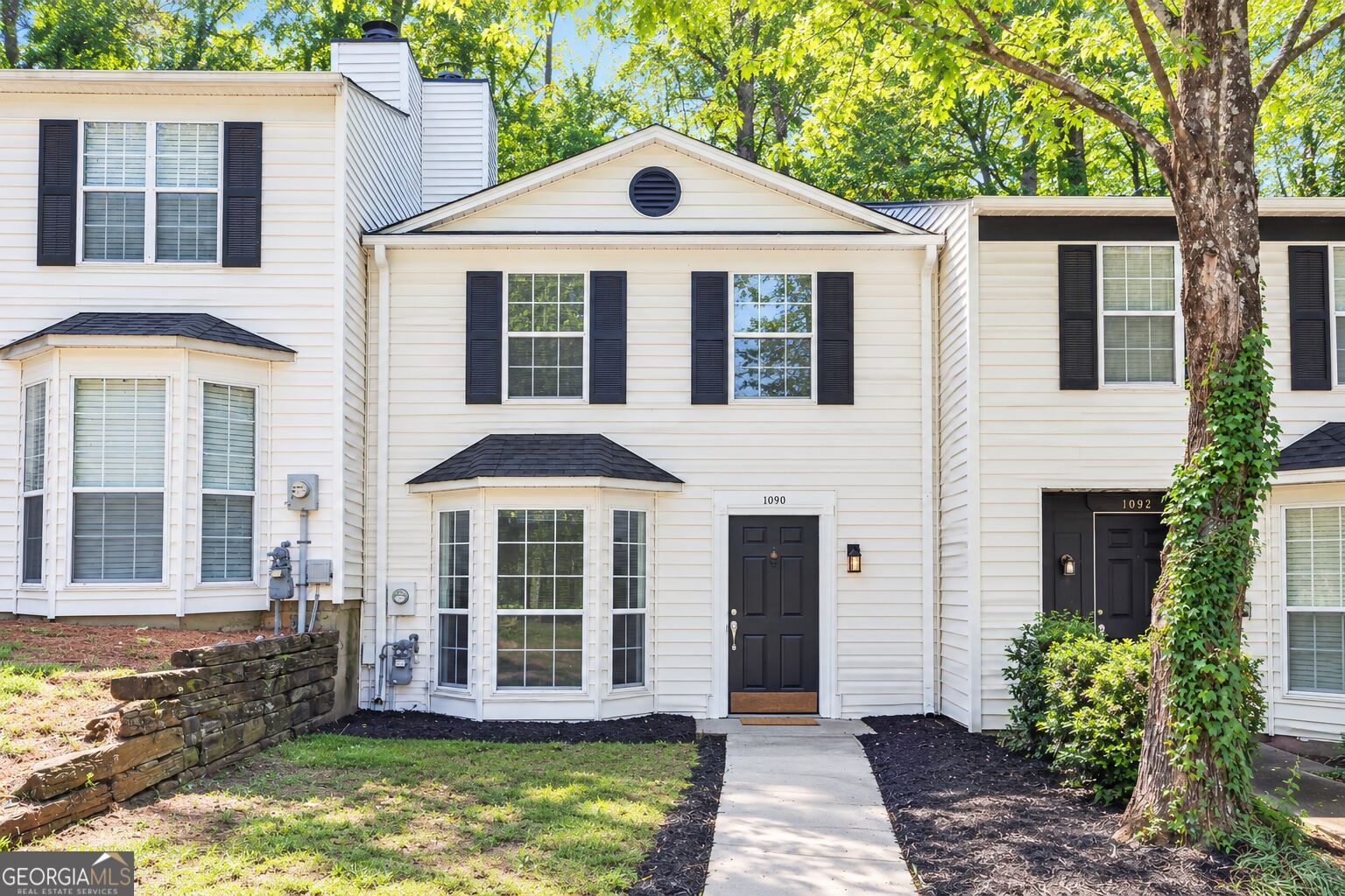 Property Photo:  1090 Huntington Trace SE  GA 30082 