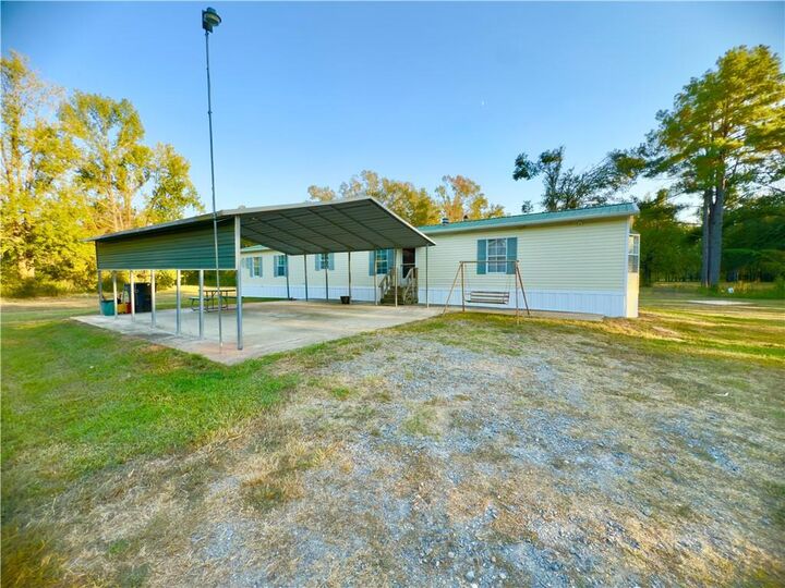 Property Photo:  1038 Moore Road  LA 71202 
