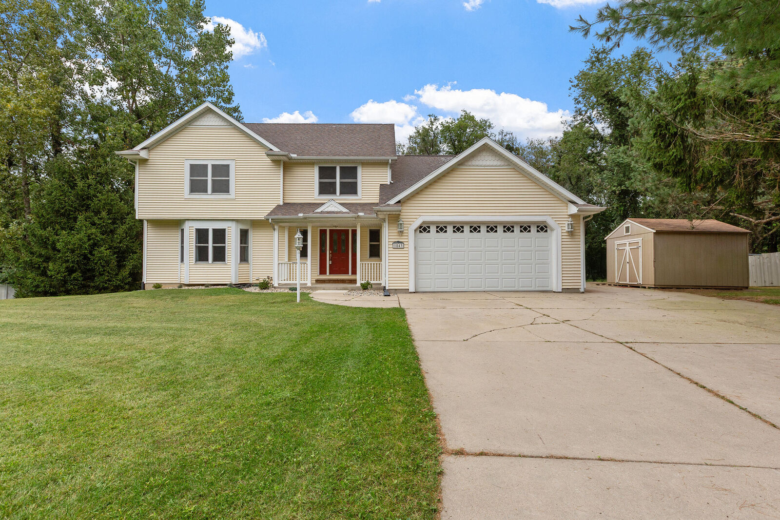 Property Photo:  1843 N Pine Ridge Drive  IN 46350 