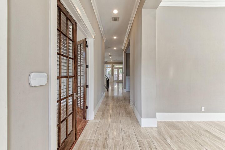 Property Photo:  2006 Lubbock Street  TX 77007 