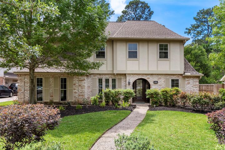 Property Photo: 15619 Pebble Bend Drive TX 77068