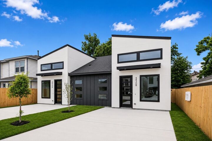 Property Photo: 7819 Bowen Street A-B TX 77051