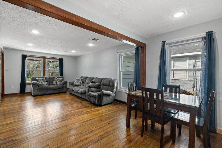 Property Photo:  605 Maple Avenue  TX 77506 
