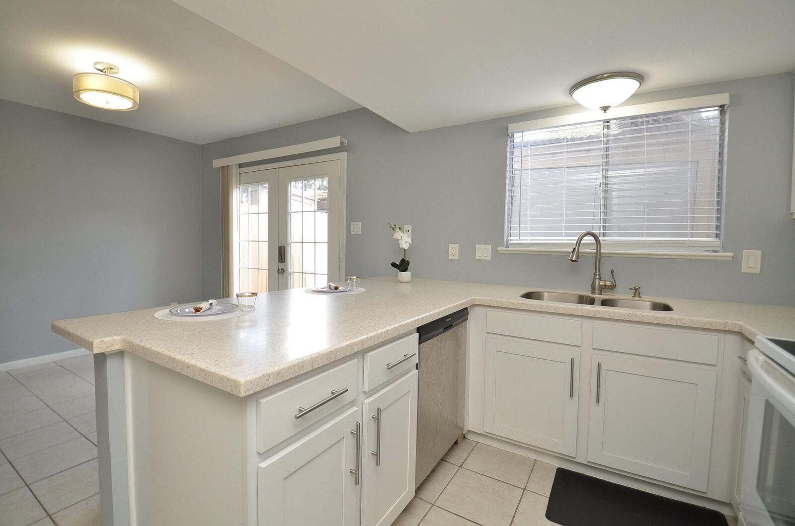Property Photo: 10018 Knoboak Drive 13 TX 77080