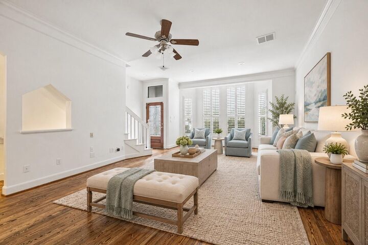 Property Photo:  112 Detering Street  TX 77007 