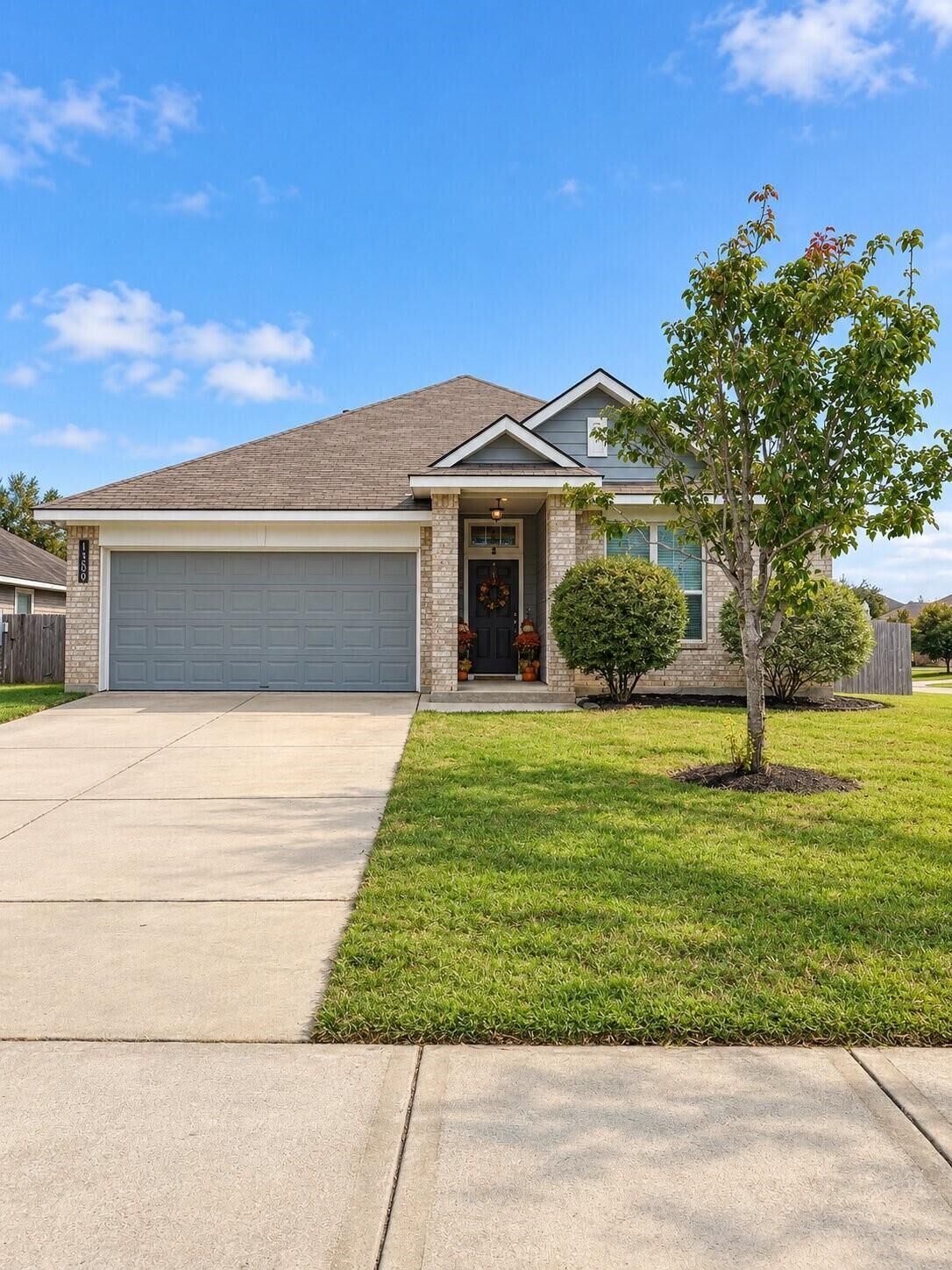 Property Photo:  1150 Shadow Glenn Drive  TX 77301 
