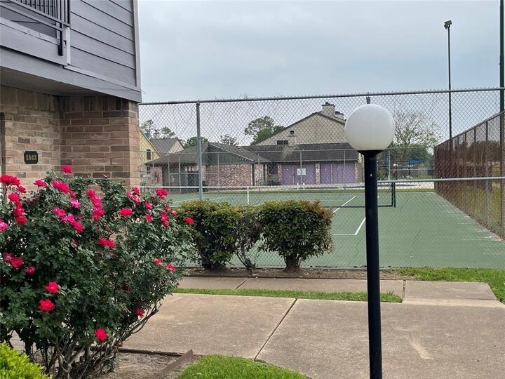 Property Photo: 1616 Good Day Drive TX 77459
