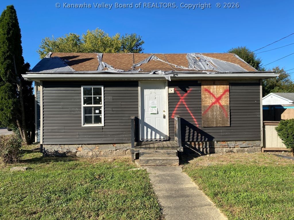 Property Photo:  1901 7th Avenue  WV 26101 