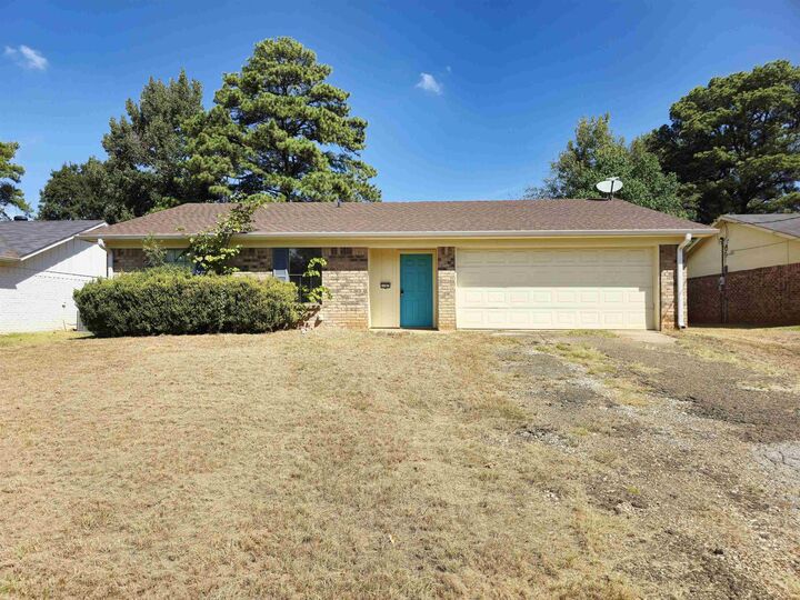 Property Photo:  1707 Preston Dr  TX 75604 