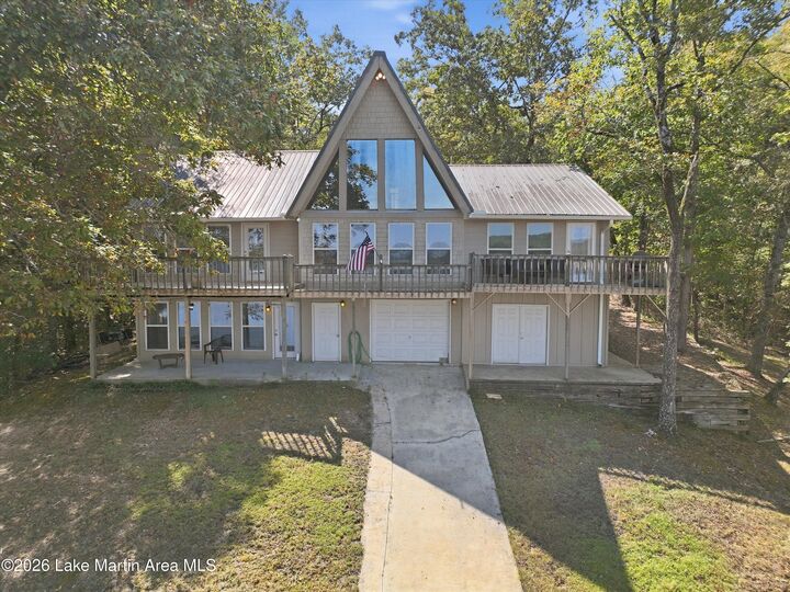 Property Photo: 2178 Lands End Rd AL 35151