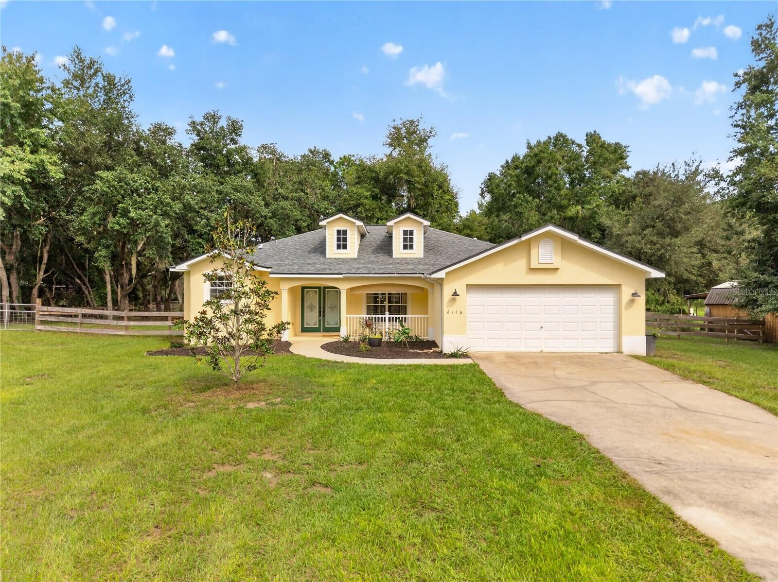 Property Photo:  6476 Larry Avenue  FL 33597 