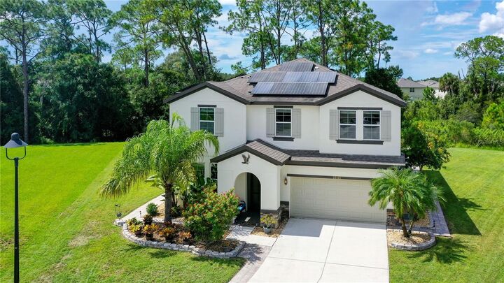 Property Photo: 15111 Las Olas Place FL 34212